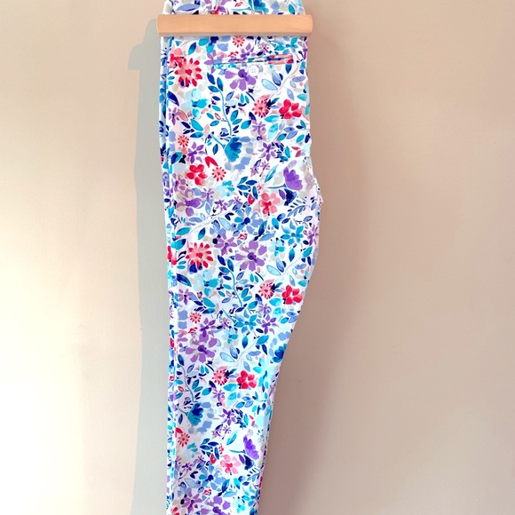 Fitted Floral Ankle Pant - Picture 1 of 2